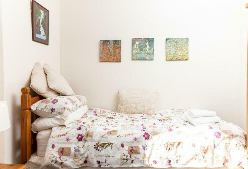 Номер Стандарт Индивидуальный, Bosayne Guest House