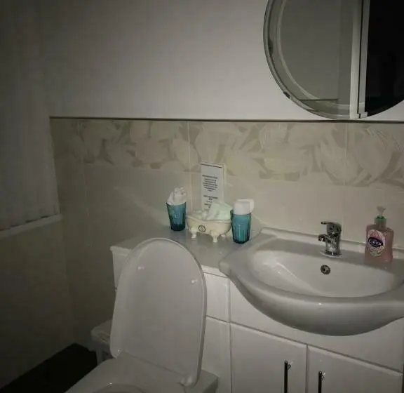 スタンダードルーム, Dawn Break Guest House