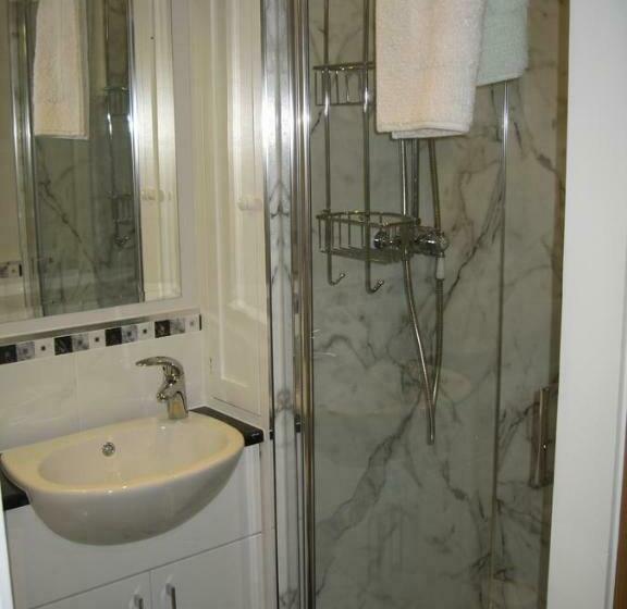 Номер Deluxe, Gardeners Cottage B And B