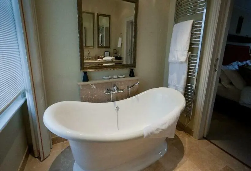 Deluxe-sviitti, Gilbey S Bar, Restaurant & Townhouse