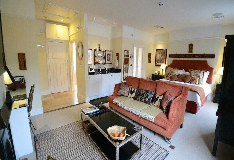 Люкс Повышенной Комфортности, Gilbey S Bar, Restaurant & Townhouse