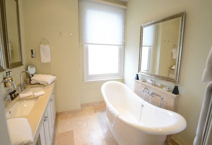 Люкс Повышенной Комфортности, Gilbey S Bar, Restaurant & Townhouse