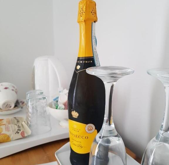 חדר דלוקס, Park Dene Room Only