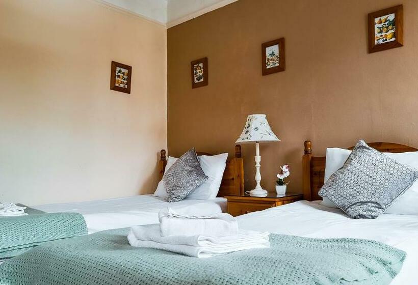 标准间, Pickwicks Guest House