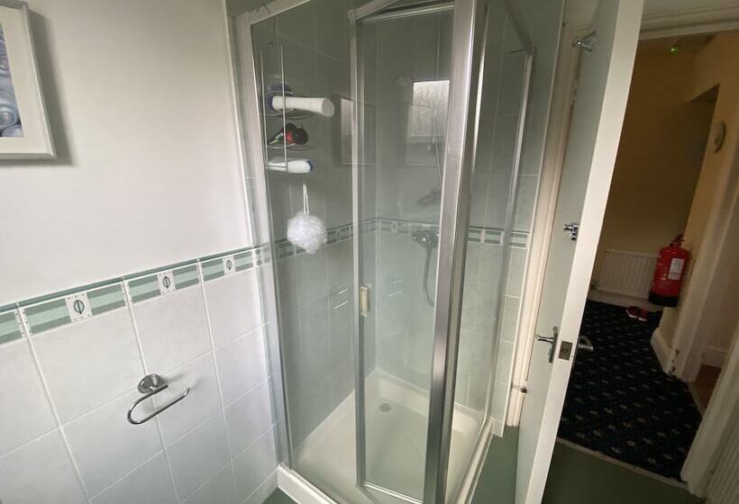 单人基本间, Pickwicks Guest House