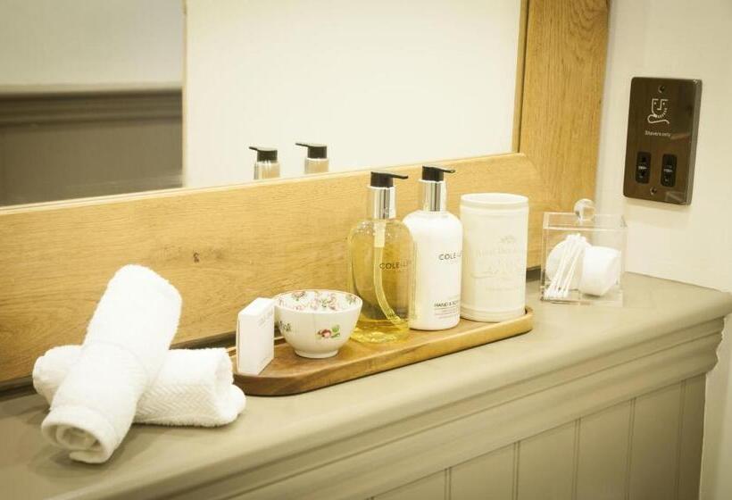 수피리어 전망 룸, The Priory