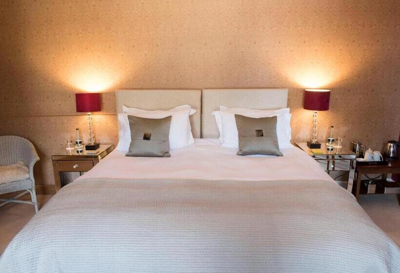 스탠다드 룸, The Priory