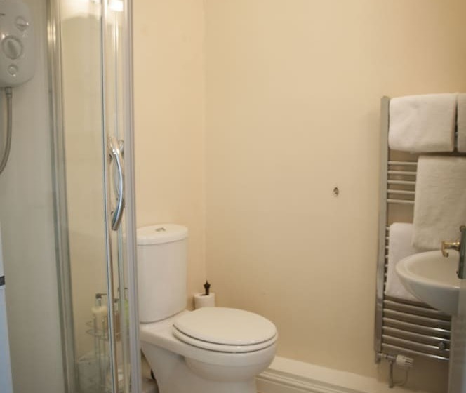 스탠다드 룸, The Priory