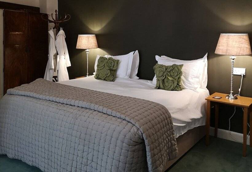 스탠다드 룸, The Priory