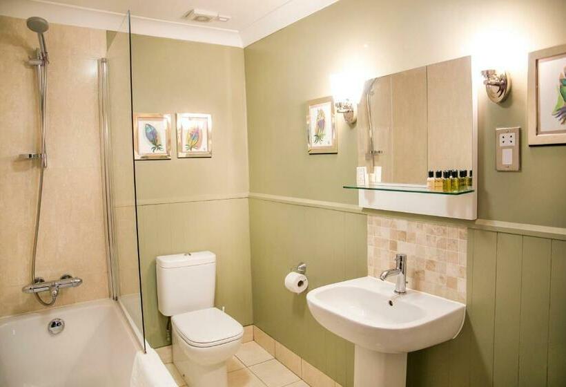 Номер Стандарт, The Red Lion Hawkshaw