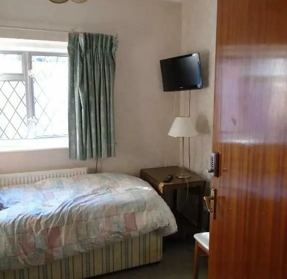 バスルーム共有のシングルスタンダード, Edgware B&b