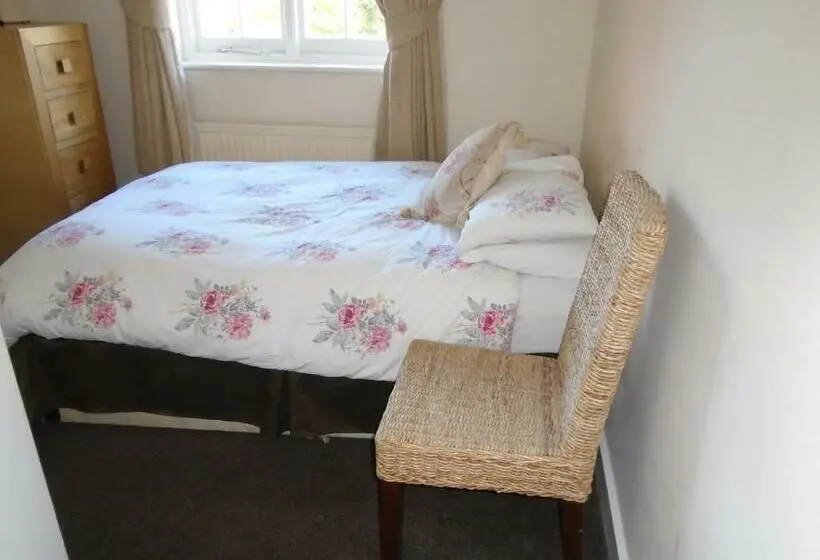 バスルーム共有のシングルスタンダード, Edgware B&b