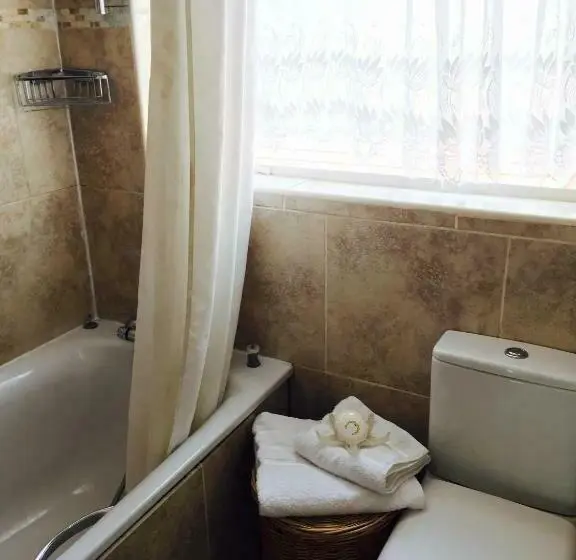スタンダードルーム, Edgware B&b