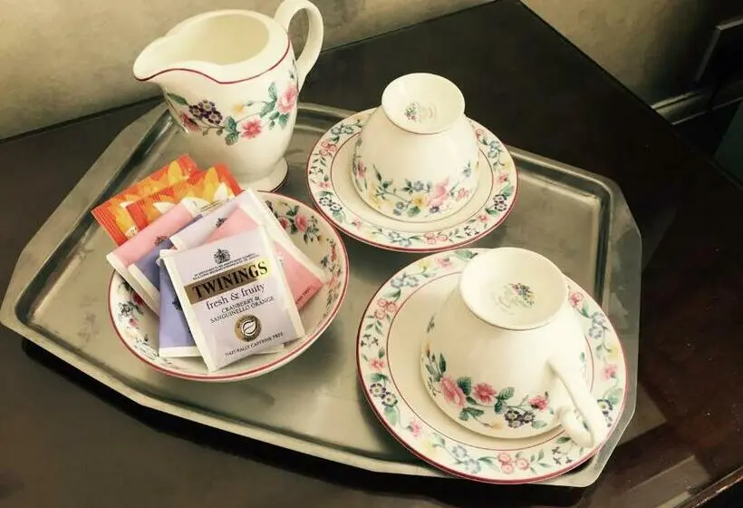 コンフォートルーム, Edgware B&b