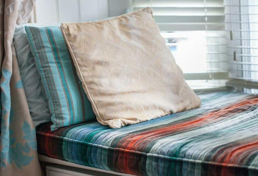 غرفة قياسية, Haydens B&b