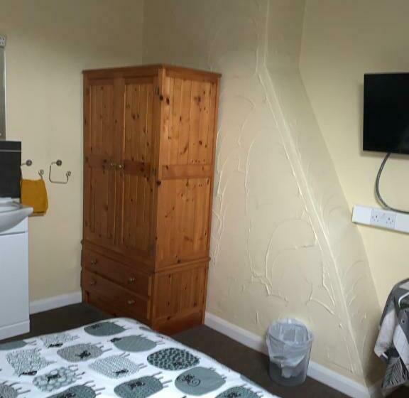 标准间, Brafferton Guest House