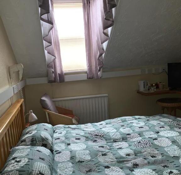 Номер Стандарт, Brafferton Guest House