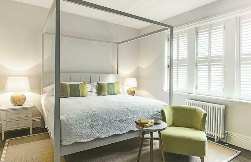 غرفة ديلوكس, Brocco On The Park Boutique