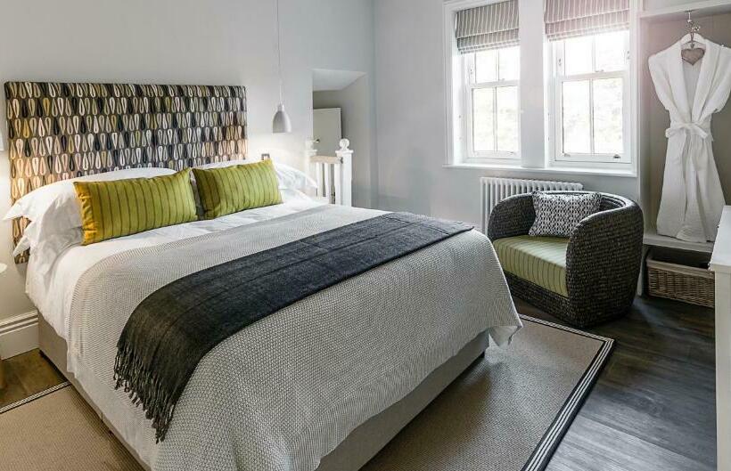 غرفة سوبيريور سرير كينج, Brocco On The Park Boutique