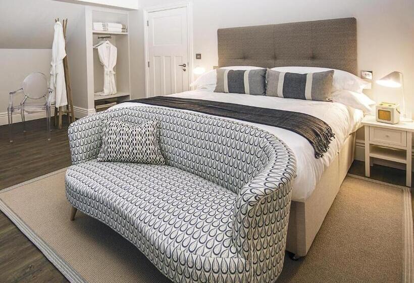 جناح مطل على البحر, Brocco On The Park Boutique