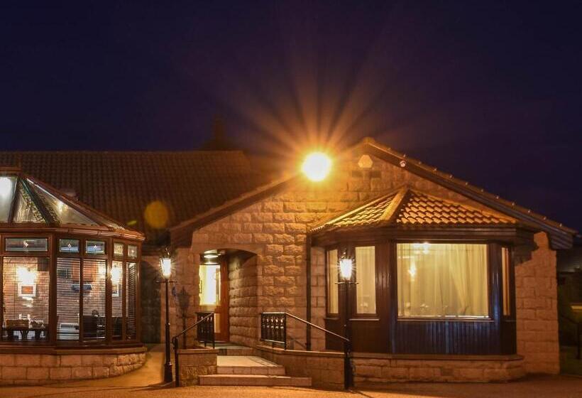 Номер Стандарт Индивидуальный, Findlay's