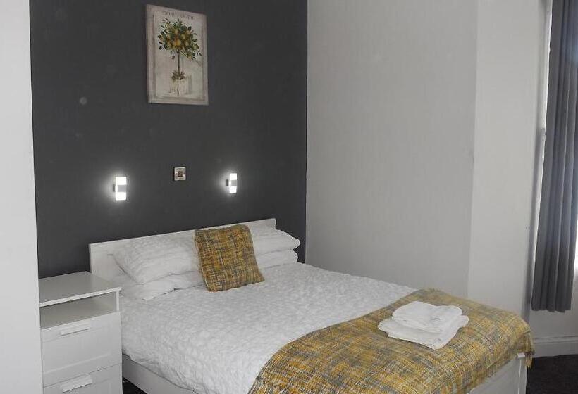 Номер Стандарт, The Dolphin Hotel & Restaurant