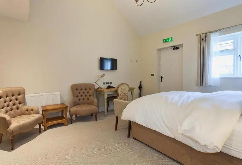 デラックスルーム, The Inn West End