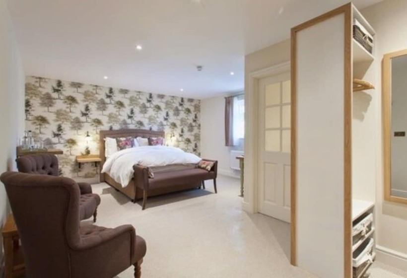 デラックスルーム, The Inn West End