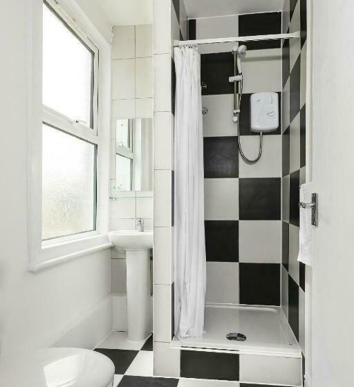 スタンダードシングルルーム, Station