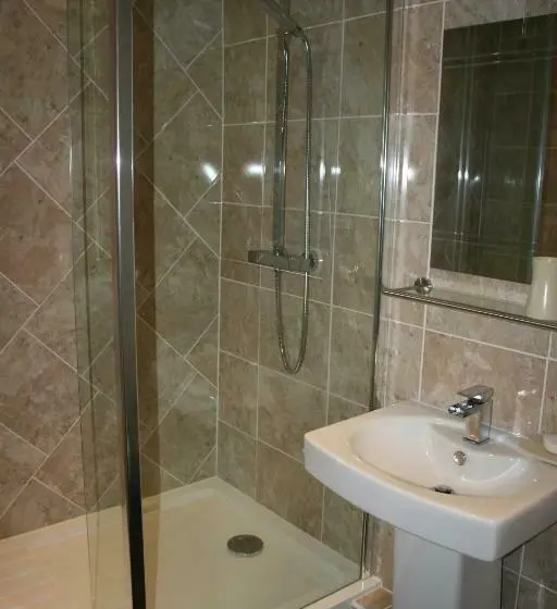 اتاق سوپریور با تخت بزرگ, Penralley House B&b