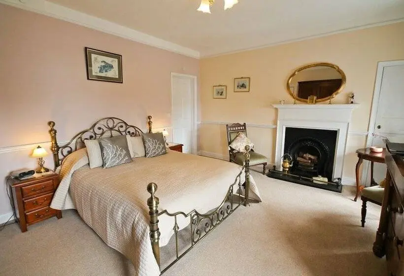 اتاق استاندارد با تخت بزرگ, Penralley House B&b