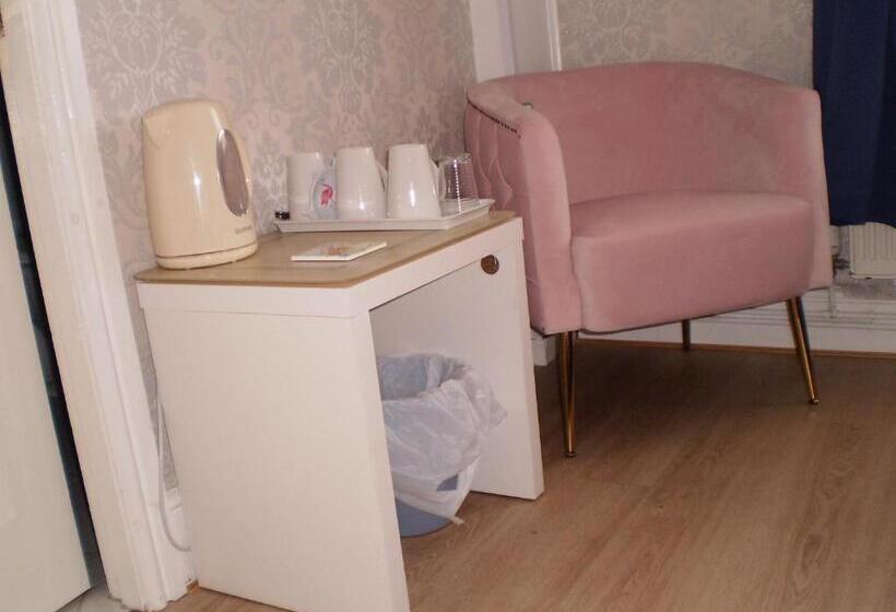 Трехместный Номер Комфорт, Sportsmans Lodge Bed And Breakfast