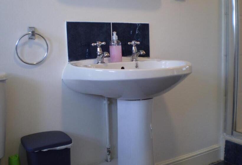 이코노미 트리플 룸, Sportsmans Lodge Bed And Breakfast