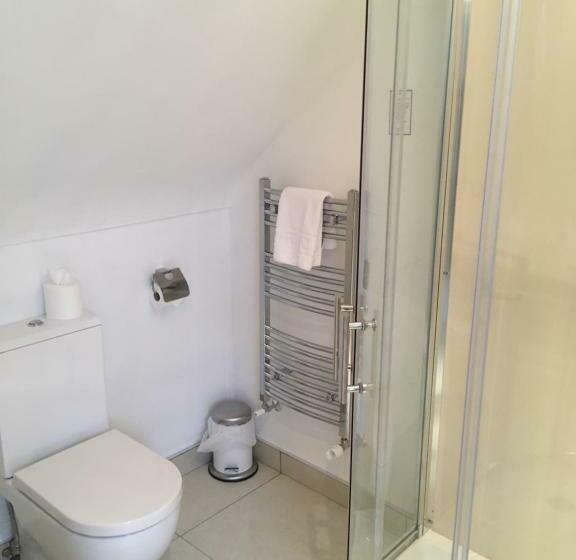 סוויטה משפחתית, The Rocks B&b