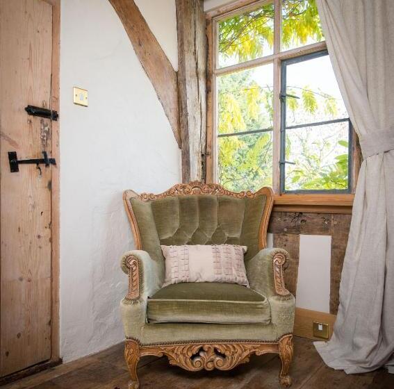 חדר דחוקס עם מיטת קינג, Valley Farmhouse B&b