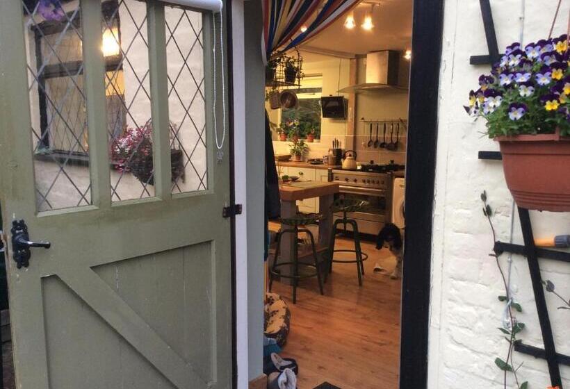 1베드룸 아파트 1층, Valley Farmhouse B&b