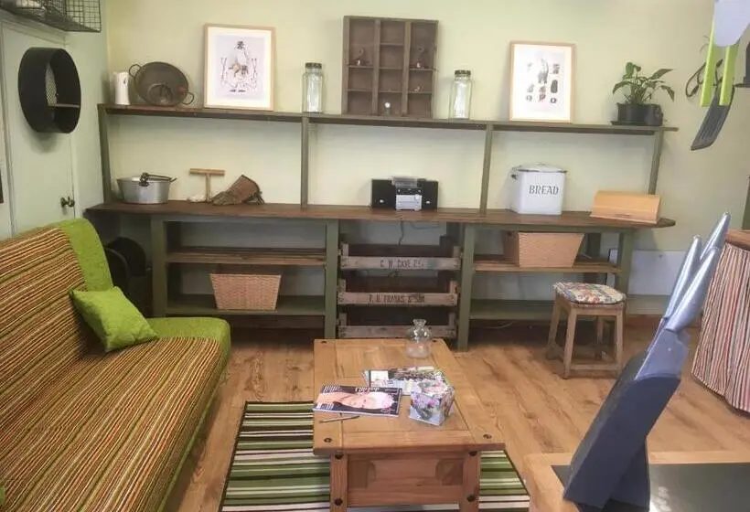 Huoneisto 1 Makuuhuone Pohjakerros, Valley Farmhouse B&b