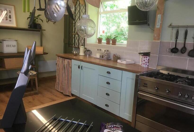 Апартаменты 1 Спальня Нижний Этаж, Valley Farmhouse B&b