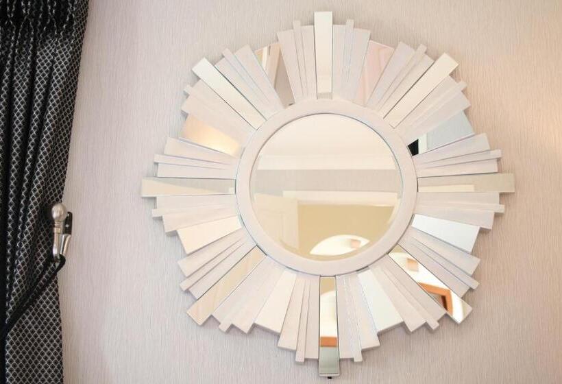 חדר סטנדרט חדר אמבטיה משותף, Ayrs And Graces Luxury Bed And Breakfast