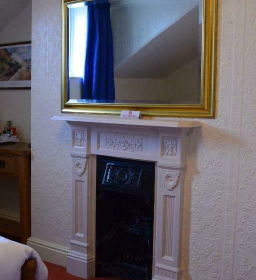 غرفة قياسية, Bewdley Hill House