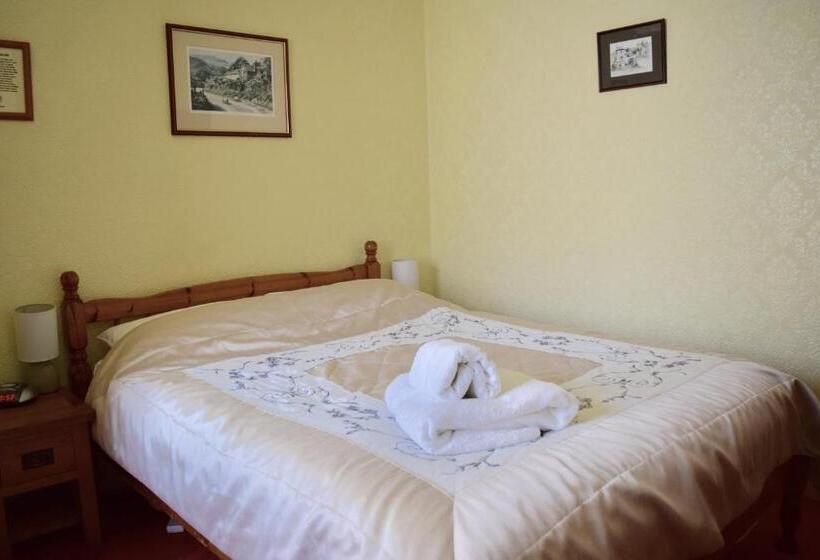 غرفة قياسية, Bewdley Hill House