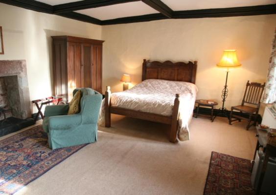 جناح, Blackmore Farm