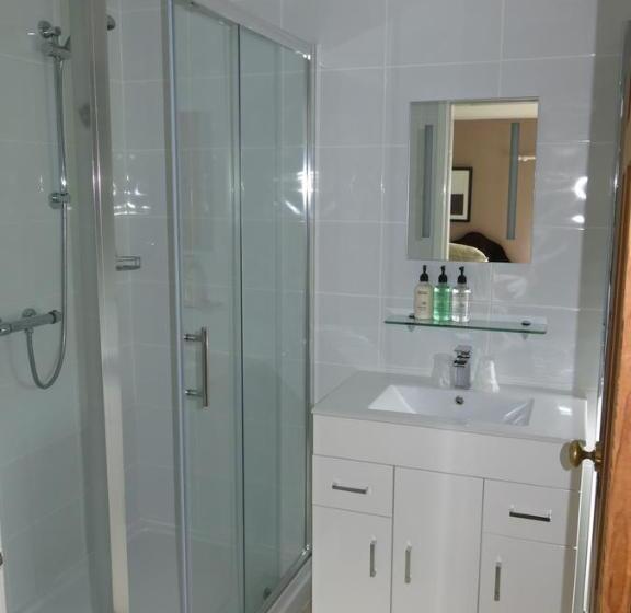 Номер Стандарт, Broadwell Guest House