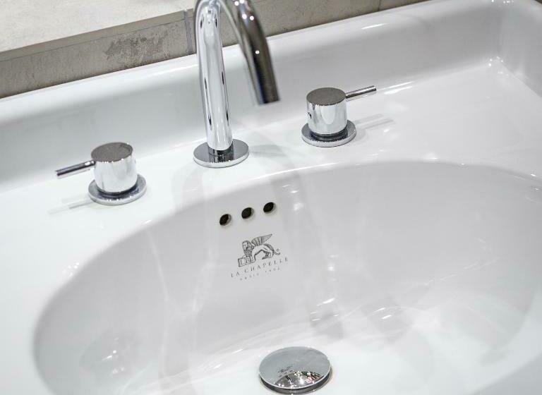 适合残疾人使用的标准间, Byfords