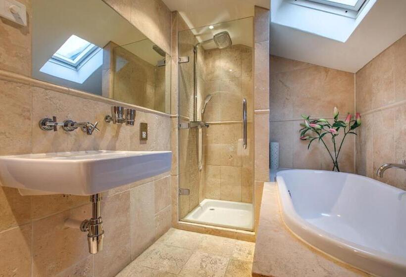 豪华房间, Byfords