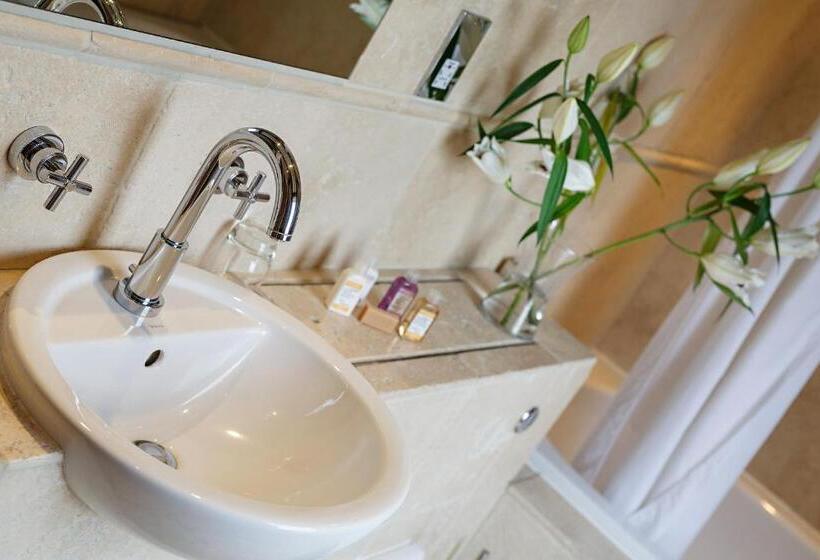 豪华房间, Byfords