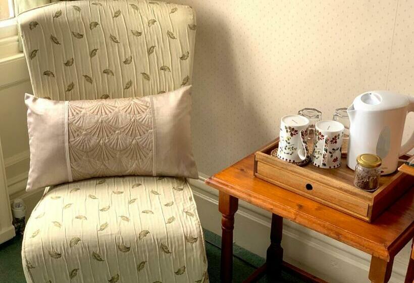 スタンダードルーム, Carlton Lodge