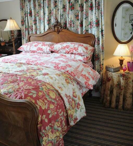 חדר סטנדרט, The Forester And Flower