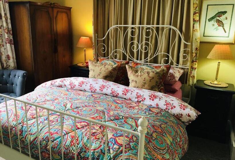 חדר סטנדרט עם מיטת קינג, The Forester And Flower