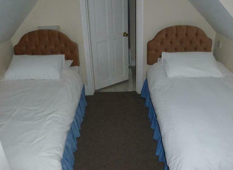 Family Suite, The Garden House Grittleton